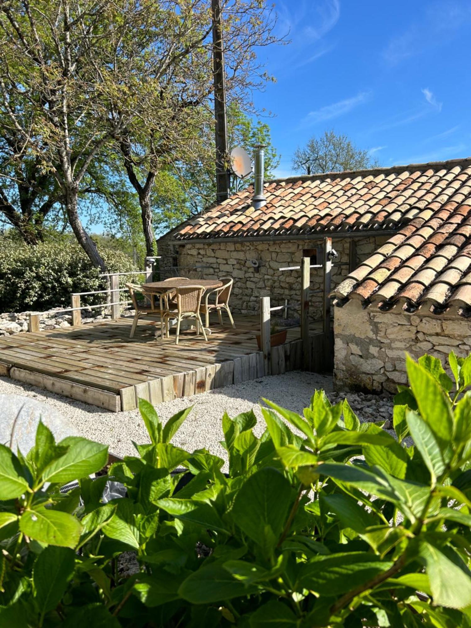 فيلا Les Fontanelles Du Quercy Blanc Montcuq المظهر الخارجي الصورة
